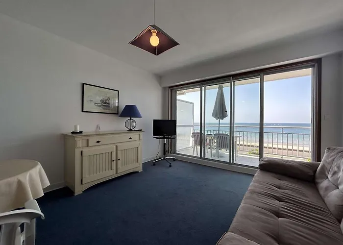 Appartement 1 Piece Face Mer Avec Terrasse A La Baule - 2 Couchages - Fr-1-245-188